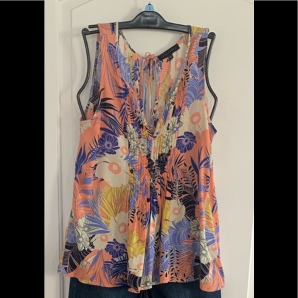 Womens sleeveless blouse.  Sanctuary
